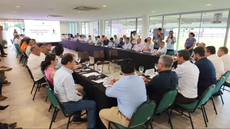 El Gobierno anuncia que en 90 días consolidará el Plan de Desarrollo Económico que regirá hasta 2035