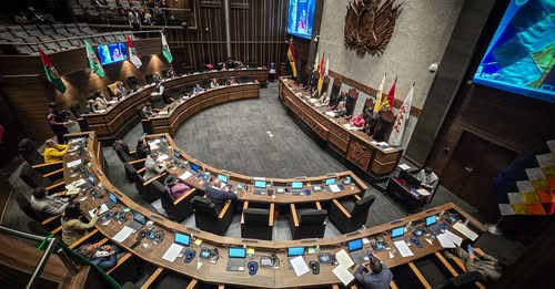 Senado aprueba ley que fortalece seguridad jurídica del productor