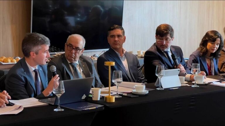 Bolivia vuelve a presidir el Consejo Agropecuario del Sur tras 13 años
